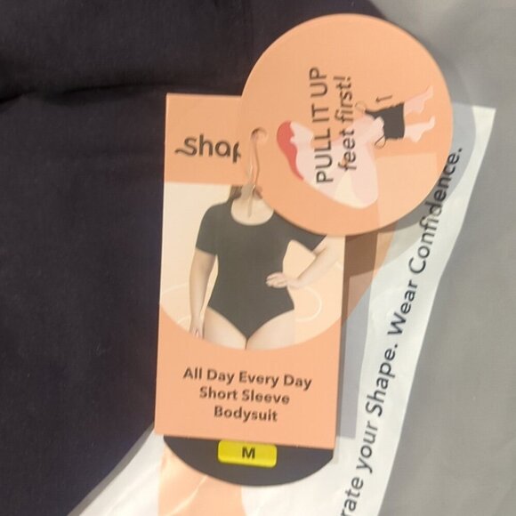 Shapermint Essentials All Day Every Day Short Sleeve Bodysuit - M NWT - Picture 5 of 6